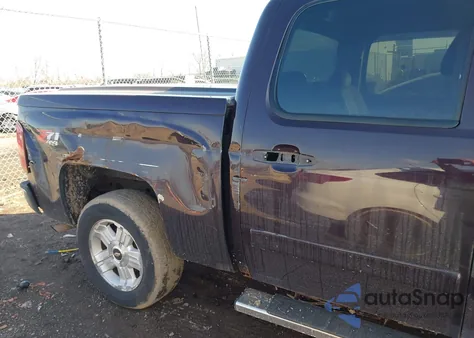 2008 Chevrolet Silverado 1500 Lt2 z USA, uszkodzony, nr VIN 2GCEK133581277187